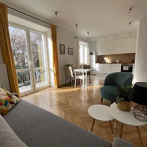 Charming In Old Mokotów Warszawa